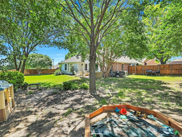 6023 Vista Ln, Sachse, TX 75048 - view of yard