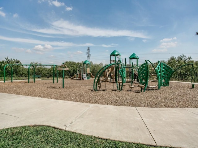 1901 Brahorn Ln, Fort Worth, TX 76131 - view of community playground