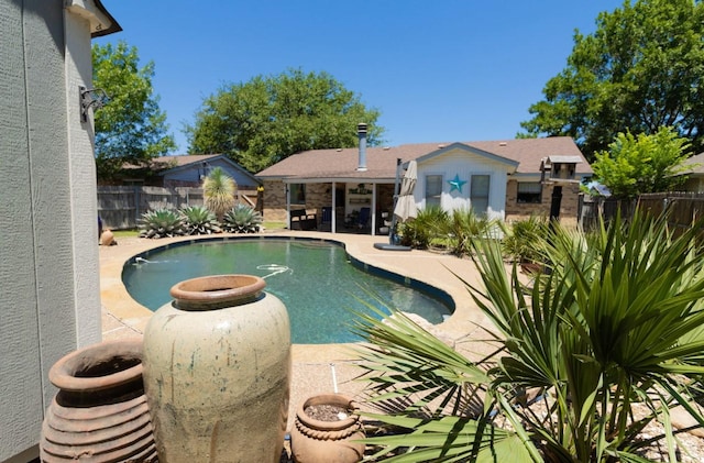 6304 Kary Lynn Dr S, Watauga, TX 76148 - view of pool with a patio
