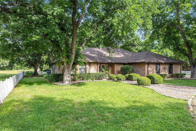 1025 S Lamar St, De Leon, TX 76444 - view of front facade with brick siding