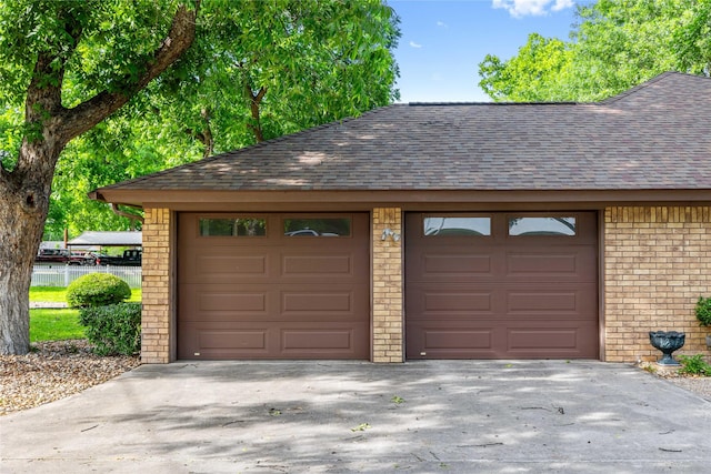 1025 S Lamar St, De Leon, TX 76444 - view of garage