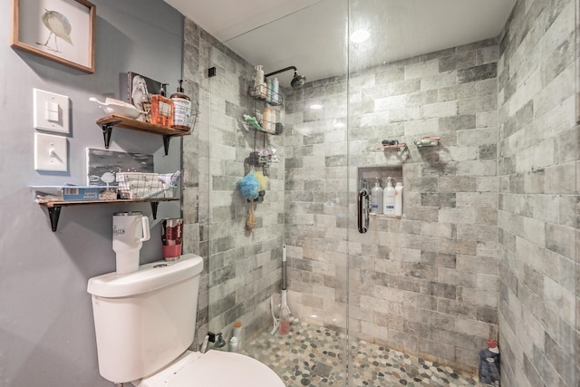 2216 Brigadoon Ct, Arlington, TX 76013 - full bath with a stall shower and toilet