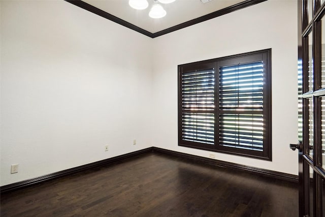 950 Roxbury Way, Keller, TX 76248 - unfurnished room featuring wood finished floors, baseboards, crown molding, and a chandelier