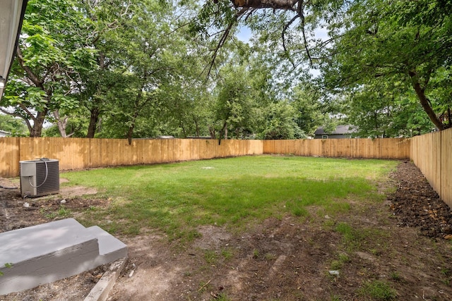 3812 Burton Ave, Fort Worth, TX 76105 - view of yard featuring cooling unit