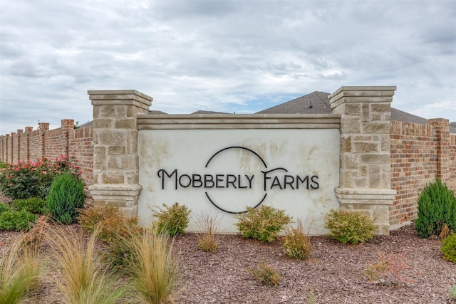 14069 Drover St, Pilot Point, TX 76258 - view of community sign