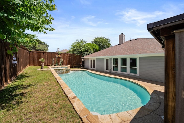 741 Oak Dale Ave, Lake Dallas, TX 75065 - view of swimming pool featuring a pool with connected hot tub