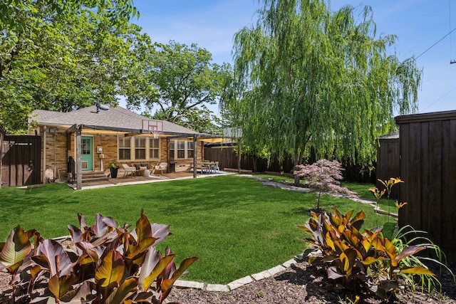 5510 Monticello Ave, Dallas, TX 75206 - view of yard with a patio area