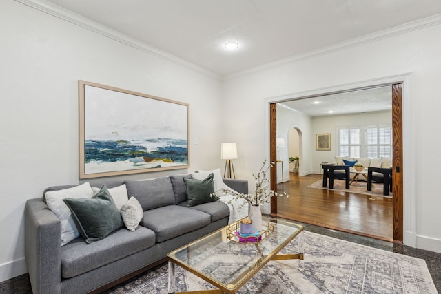 5510 Monticello Ave, Dallas, TX 75206 - living room featuring arched walkways, ornamental molding, baseboards, recessed lighting, and wood finished floors