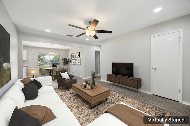 104 W Mistletoe Dr, Kennedale, TX 76060 - living area featuring wood finished floors, recessed lighting, ceiling fan, a chandelier, and baseboards