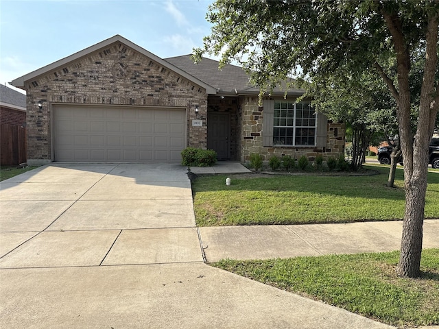 2032 Windsong Dr, Heartland, TX 75126 - ranch-style house featuring driveway, brick siding, a garage, and a front lawn