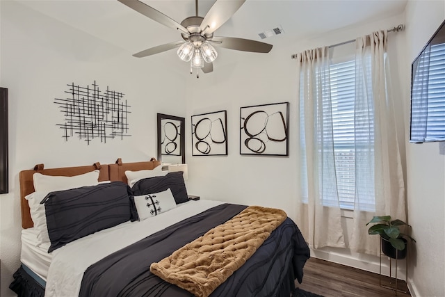 3906 Chesapeake Ln, Crandall, TX 75114 - bedroom with wood finished floors and ceiling fan