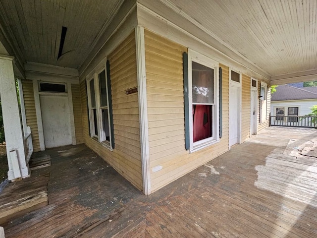 823 W Louisiana St, Palestine, TX 75801 - view of wooden porch