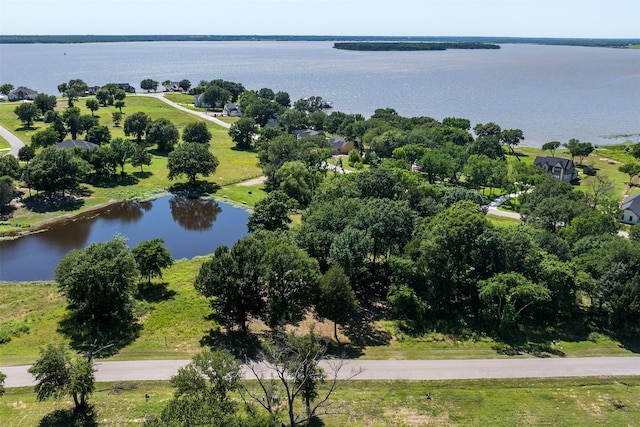 708 Clubview Dr, Mabank, TX 75143