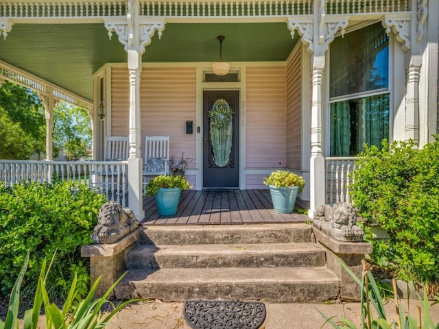 306 E Tarrant St, Bowie, TX 76230 - entrance to property featuring covered porch