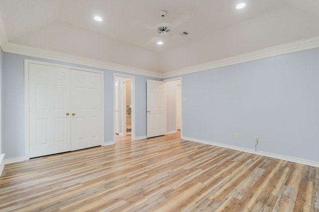1103 Bluebonnet Hill Dr, Ennis, TX 75119 - unfurnished bedroom featuring light wood-style floors, recessed lighting, a closet, a ceiling fan, and crown molding