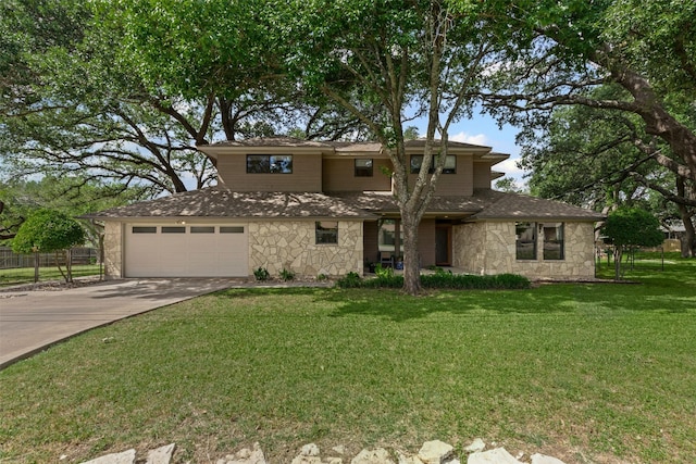 5120 Fairway Cir, Granbury, TX 76049 - view of front of property featuring stone siding and concrete driveway