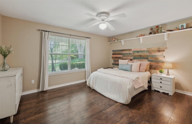 1000 Ballard Rd, Van Alstyne, TX 75495 - bedroom featuring dark wood-type flooring, baseboards, and ceiling fan