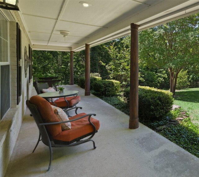 1000 Ballard Rd, Van Alstyne, TX 75495 - view of covered porch