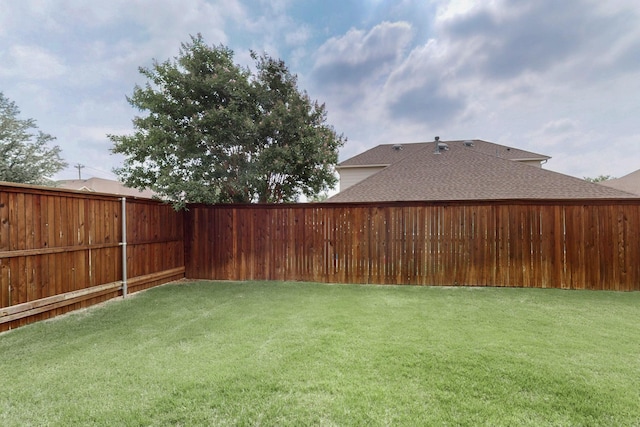 691 Hobie Point Dr, Lewisville, TX 75056 - view of yard