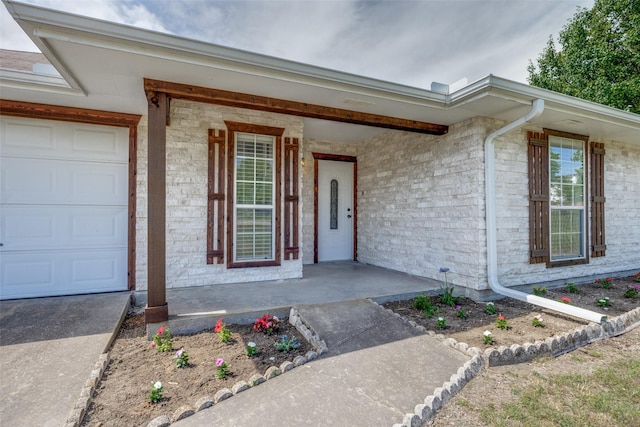 505 W Thomas St, Leonard, TX 75452 - entrance to property featuring a garage and covered porch