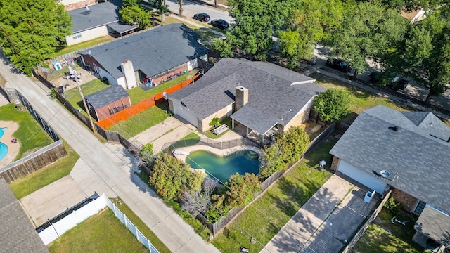 745 Oakland St, Grand Prairie, TX 75052 - view of subject property featuring a pool area