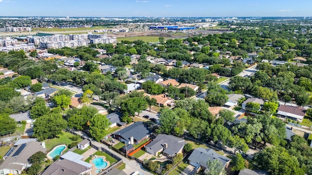 745 Oakland St, Grand Prairie, TX 75052 - view of property location featuring a pool