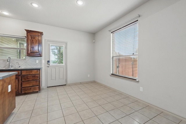 3512 Hornbeam St, Denton, TX 76226 - kitchen featuring recessed lighting and decorative backsplash