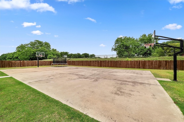 2056 Willow Bend Dr, Oak Leaf, TX 75154 - view of sport court featuring a trampoline and basketball court