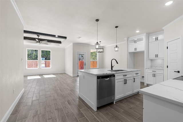 2325 Neches St, Granbury, TX 76048 - kitchen featuring a sink, dishwasher, recessed lighting, baseboards, and wood finished floors