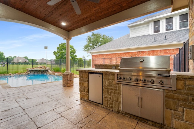 10205 Fairway Vista Dr, Rowlett, TX 75089 - fenced backyard featuring a ceiling fan and a patio area