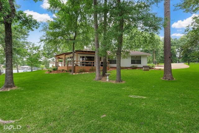 1863 Glen Cove Dr, Benton, LA 71006 - view of green lawn