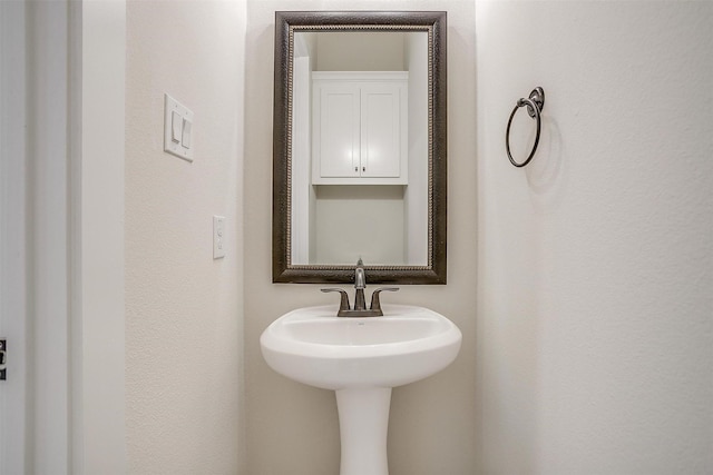 6145 Lucia Dr, Fort Worth, TX 76123 - view of bathroom