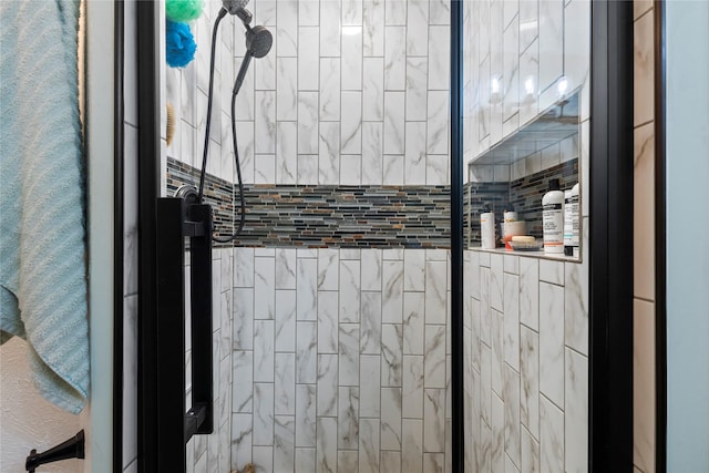 250 Whispering Oaks, Payne Springs, TX 75156 - bathroom featuring tiled shower