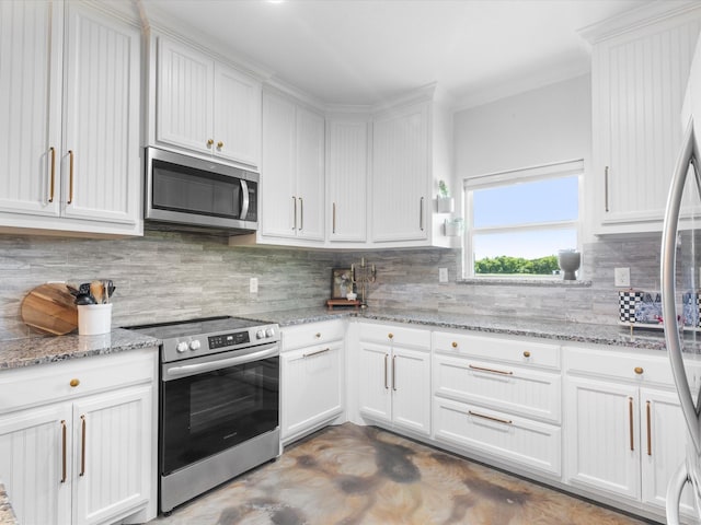 431 Advance Rd, Weatherford, TX 76088 - kitchen featuring stainless steel appliances, white cabinets, tasteful backsplash, light stone counters, and crown molding
