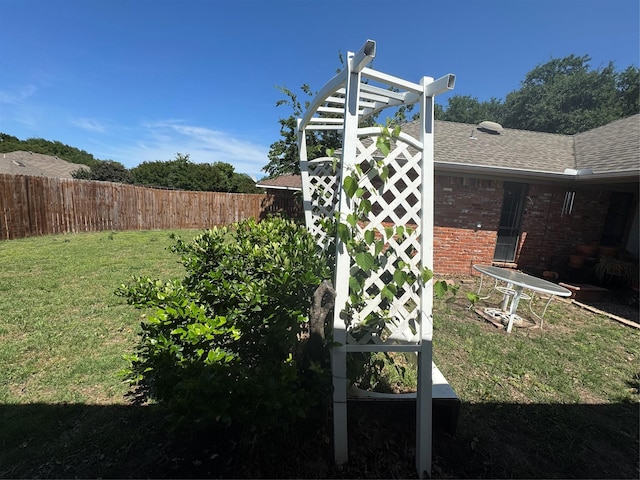 2317 Cliffside Dr, Plano, TX 75023 - view of yard