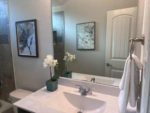 1037 Madelia Ave, Fort Worth, TX 76177 - bathroom with vanity and toilet