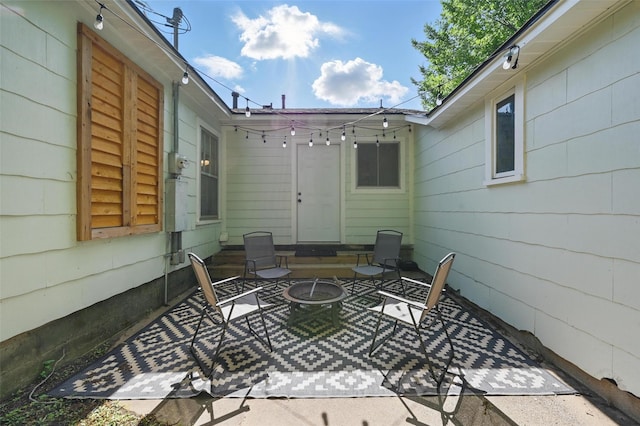 916 Carondolet Ct, River Oaks, TX 76114 - view of patio / terrace featuring an outdoor fire pit