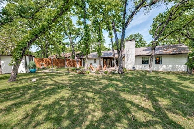 1913 Windlea Dr, Euless, TX 76040 - view of yard with a patio area