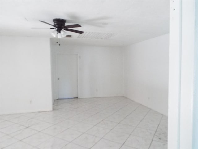 337 W Coral Way, Grand Prairie, TX 75051 - unfurnished room featuring ceiling fan