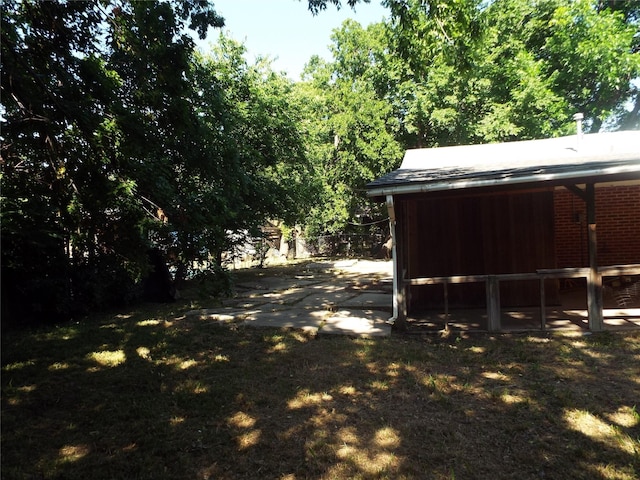 337 W Coral Way, Grand Prairie, TX 75051 - view of yard