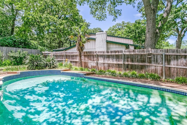 2831 Creekwood Ct, Grapevine, TX 76051 - view of swimming pool featuring a fenced backyard