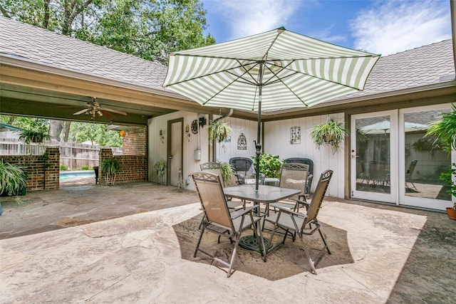 2831 Creekwood Ct, Grapevine, TX 76051 - view of patio featuring a ceiling fan and outdoor dining area
