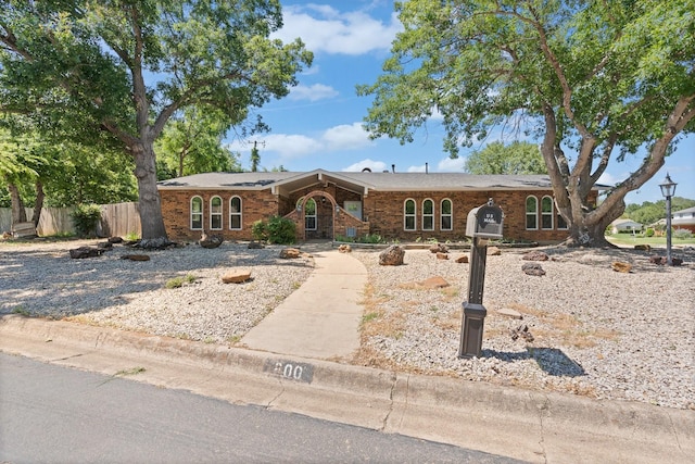 800 Meadowview Dr, Crowley, TX 76036 - ranch-style home featuring brick siding
