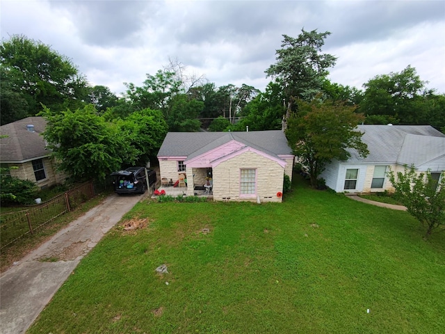 1343 Arizona Ave, Dallas, TX 75216 - view of front facade featuring driveway and stone siding