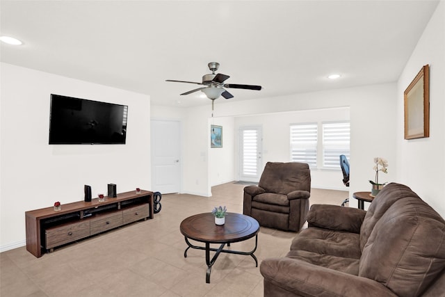 8857 Shore Crest Rd, Frisco, TX 75036 - living room featuring ceiling fan, recessed lighting, and baseboards