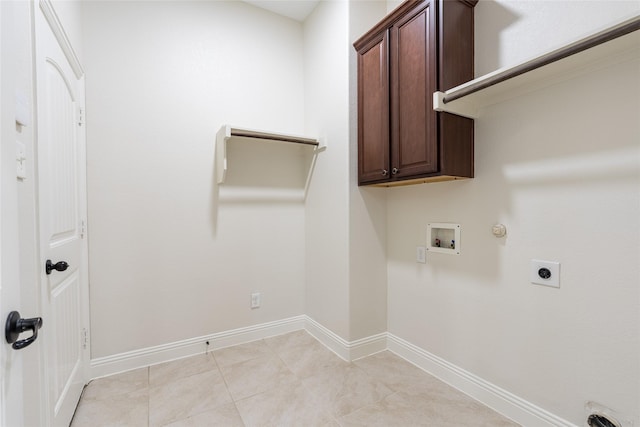 10909 Blake Gdns, Mckinney, TX 75072 - washroom featuring gas dryer hookup, hookup for a washing machine, electric dryer hookup, cabinet space, and baseboards
