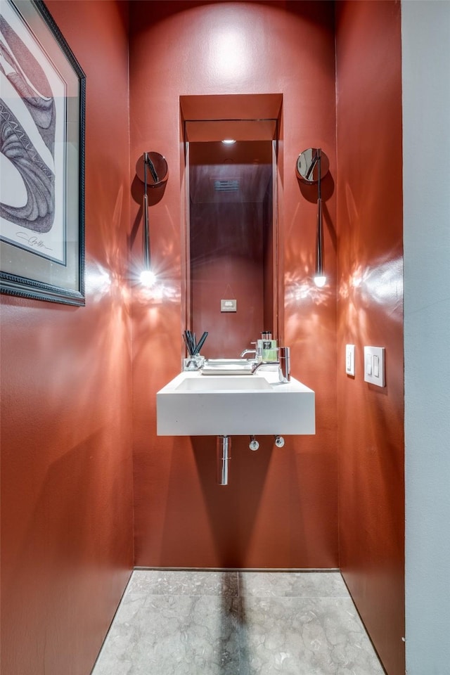 1717 Arts Plz Unit 2202, Dallas, TX 75201 - view of bathroom
