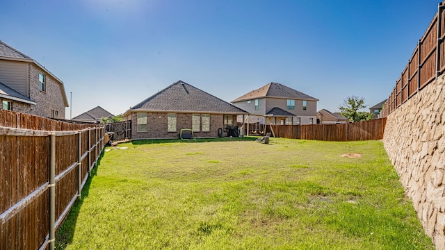 1715 Swale Ln, Granbury, TX 76049 - view of yard