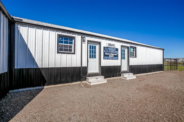 3614 County Road 902, Joshua, TX 76058 - view of front of home featuring entry steps and metal roof
