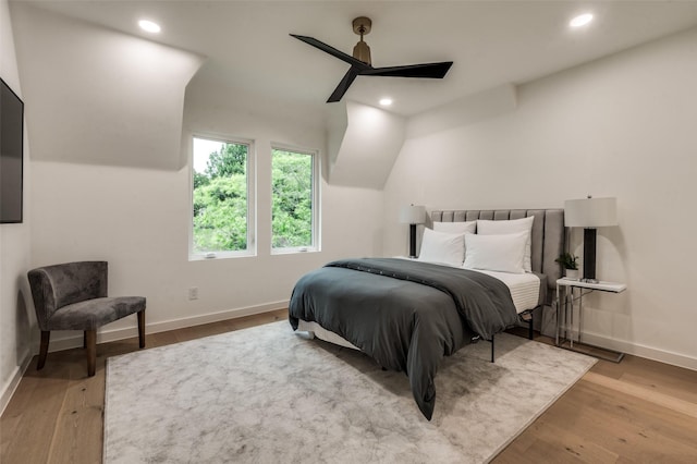 6075 Jordan Way, Frisco, TX 75034 - bedroom with baseboards, wood finished floors, recessed lighting, a ceiling fan, and vaulted ceiling